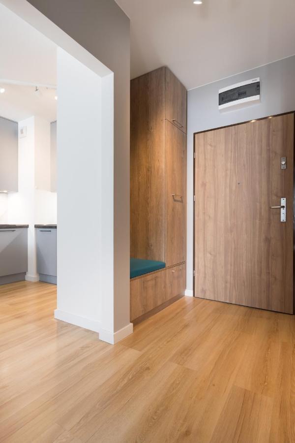 פוזנן H2 Apartment- Gasiorowskich 4 - Parking Podziemny - Self Check In 24H - Mtp Targi - Pkp - Sklep Netto W Budynku מראה חיצוני תמונה